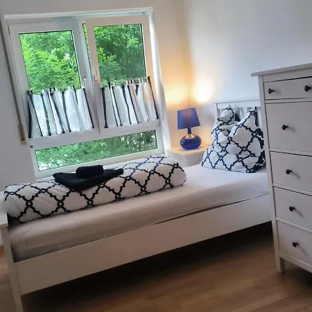 Spacious Naehe Kob Uni كوبلنس