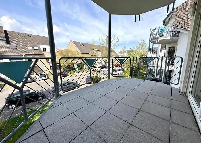 Spacious Naehe Kob Uni Apartamento