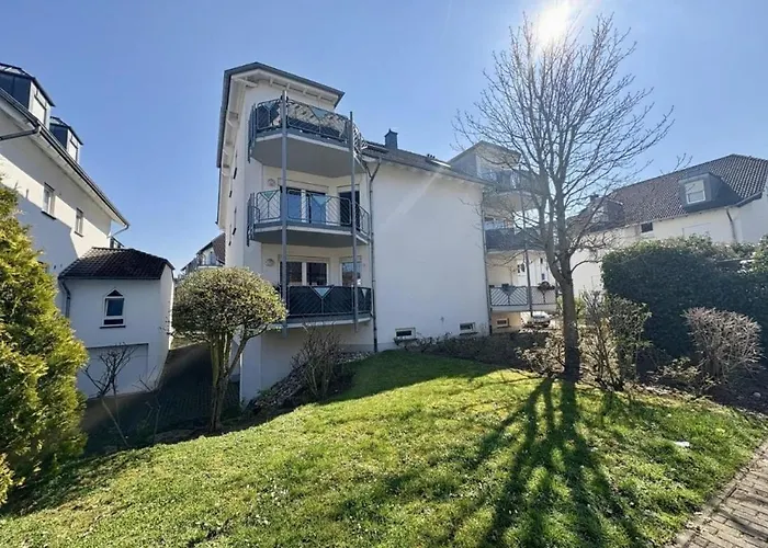 Spacious Naehe Kob Uni