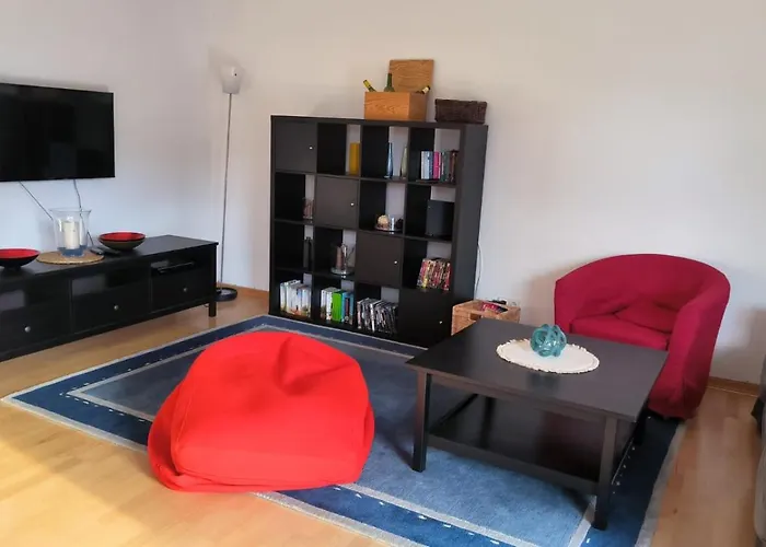 Spacious Naehe Kob Uni